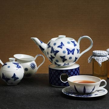成套餐具