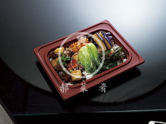 土豆炖牛肉快餐