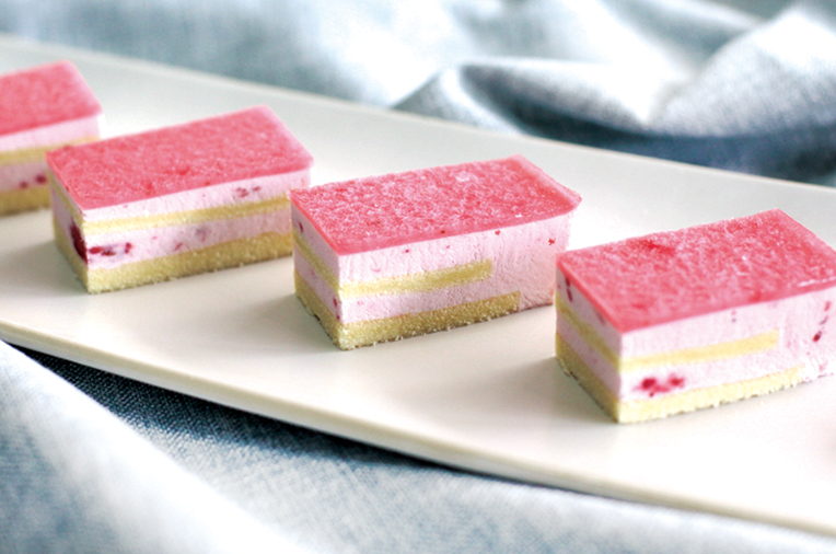 maun 西式餐厅定制化甜品-草莓味蛋糕