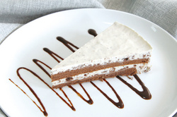 maun 西式餐厅定制化甜品-安格拉斯蛋糕