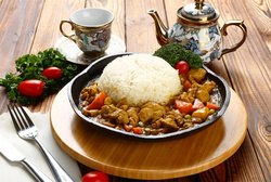 铁板浓香咖喱鸡腿饭Rice with Curry Chicken on Hot Plate
