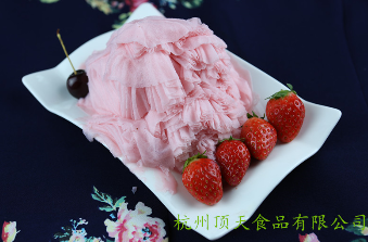 草莓牛奶绵绵冰