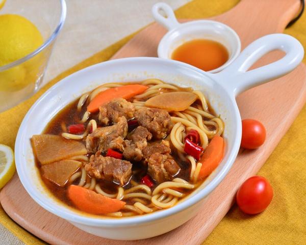 麻辣牛肉面