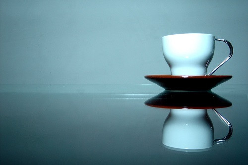 纸咖啡杯怎么样  与瓷咖啡杯有何区别