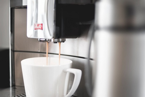 瑞幸咖啡计划筹备自助咖啡机项目