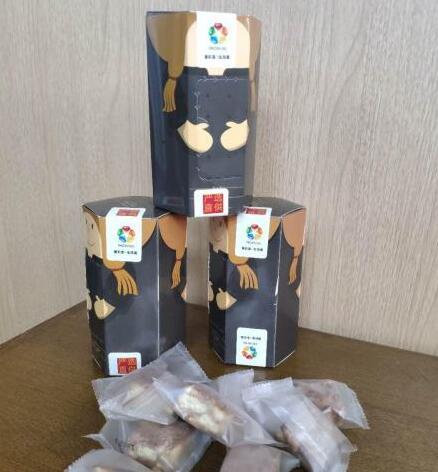 雪花酥（巧克力味、抹茶味）