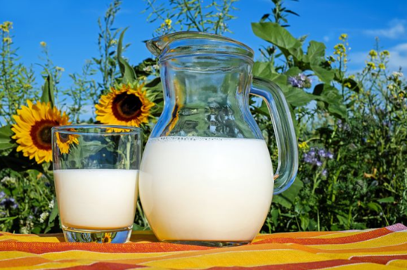 杏仁核桃牛奶有哪些营养价值呢