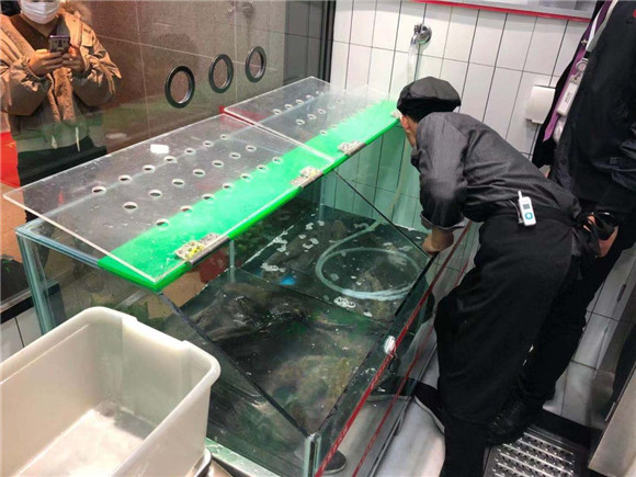 打败3万家酸菜鱼店！它“从不创新”，却开出62家直营店！
