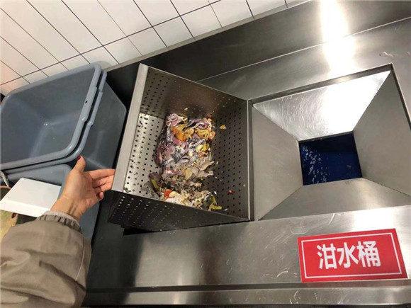 打败3万家酸菜鱼店！它“从不创新”，却开出62家直营店！