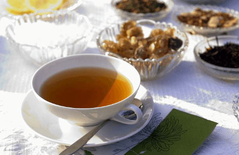 冰红茶粉在家中泡制冰红茶更加方便