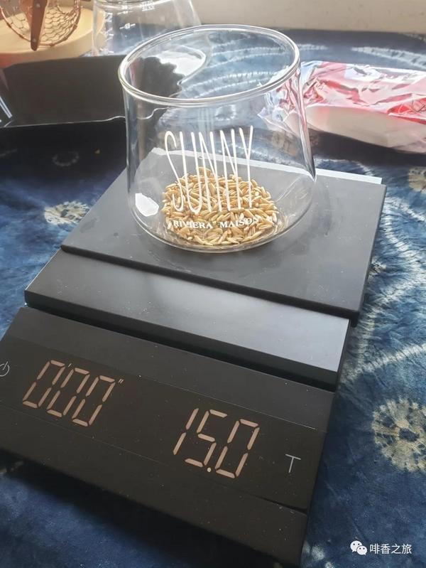 这算是第一款我自认的黑暗料理:南瓜燕麦咖啡
