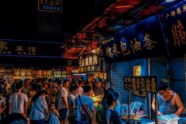 关门、裁员、停薪……酒店餐饮能救酒店吗？