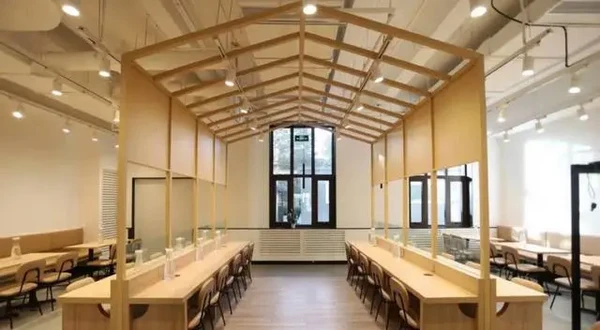 顶天立地不如铺天盖地!海底捞开快餐店,一碗面9.9元