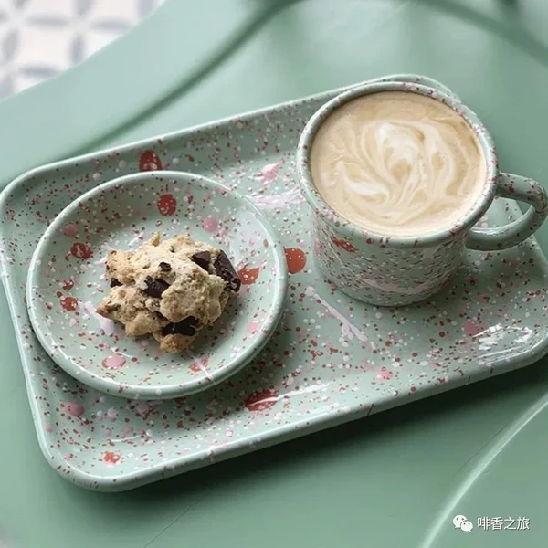 这两款咖啡杯颠覆了搪瓷在我心里的印象