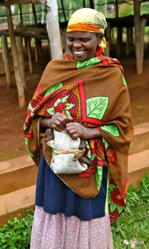 尝一下神级澳洲Artificer Coffee烘焙出品的卢旺达女性工作Mbilima水洗站的豆子