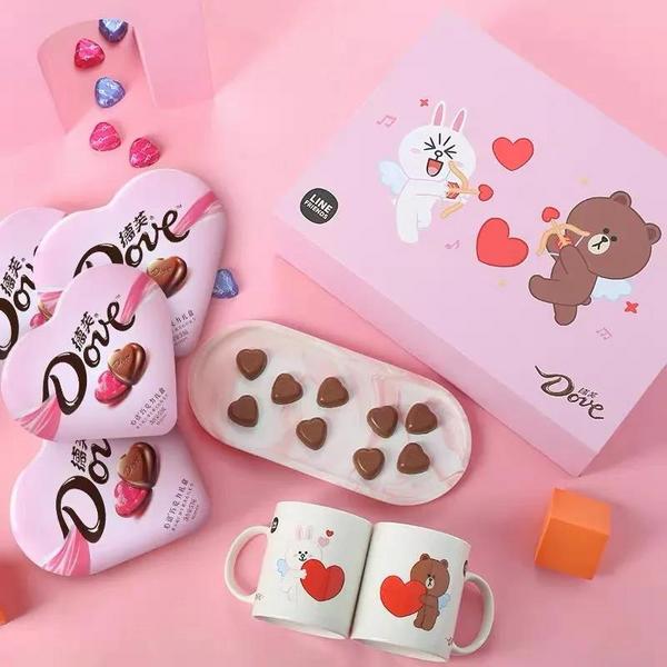 行业速报 | 各品牌推七夕限定款；瑞幸咖啡门店均已实现现金流转正；海底捞进军“团餐”！