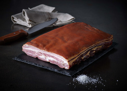 BACON（培根）