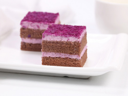 多哥夫紫葡萄慕斯蛋糕