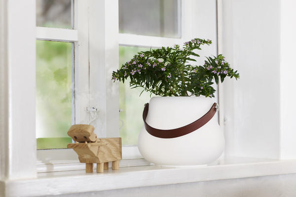 V'LUXX - Cordless Table Lamp