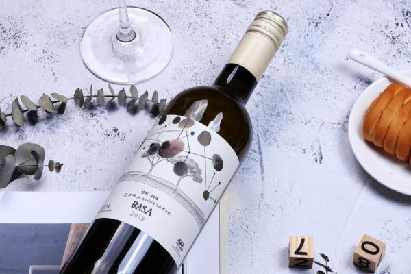 淼仲進(jìn)出口貿(mào)易有限公司 干白葡萄酒 