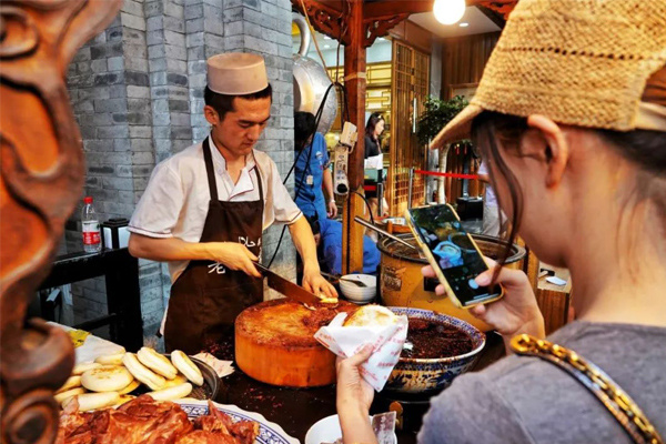 餐饮短视频100条干货总结，中国餐饮短视频大会圆满收官！