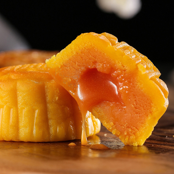 珠江饼业桃山奶黄流心系列中秋代加工月饼