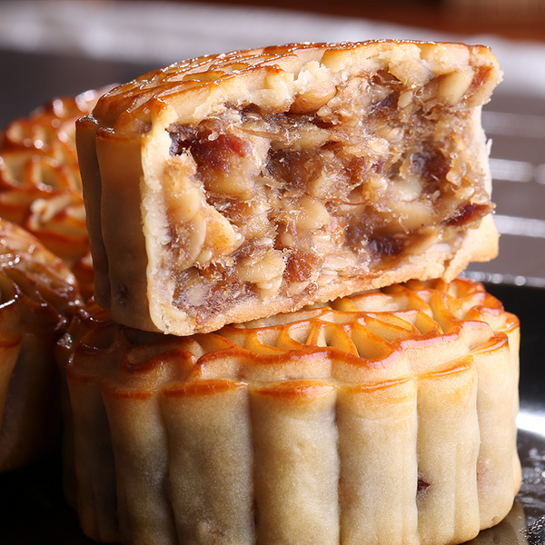 珠江饼业广式金装火腿五仁月饼