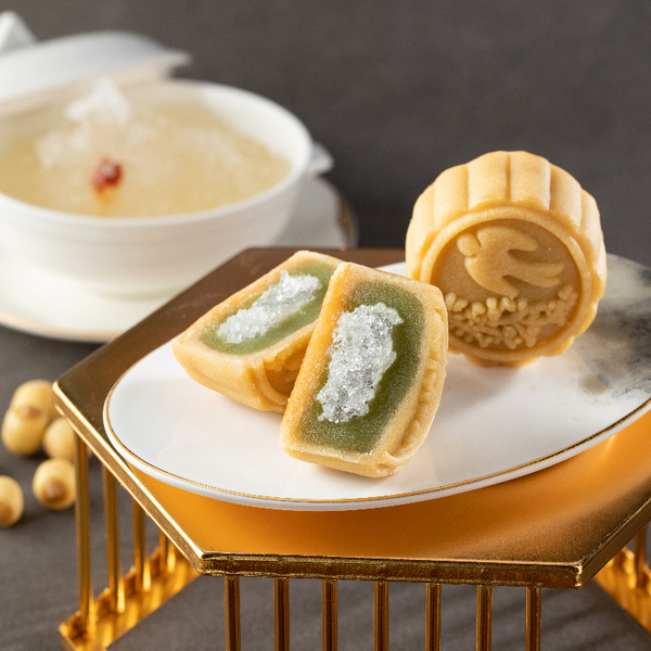 珠江饼业广式桃山燕窝月饼