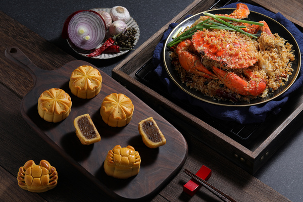 金黄皮避风塘蟹肉月饼