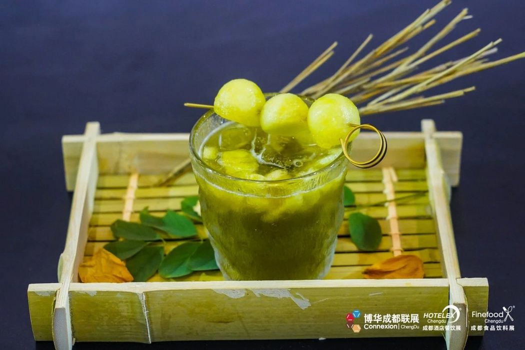 碧璞八極