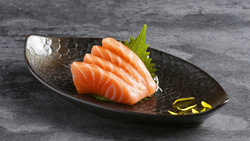 頂英·三文魚(yú)