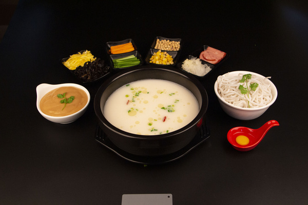 膠原雞湯