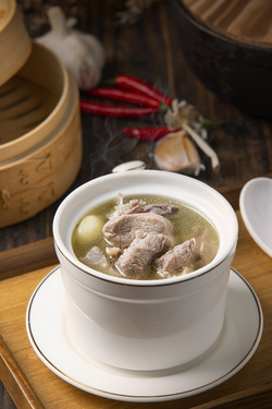 羊肉燉罐