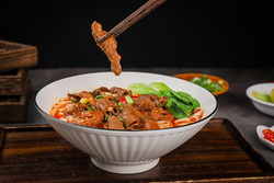 麻辣牛雜