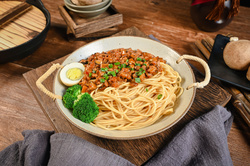 打鹵肉丁拌面醬