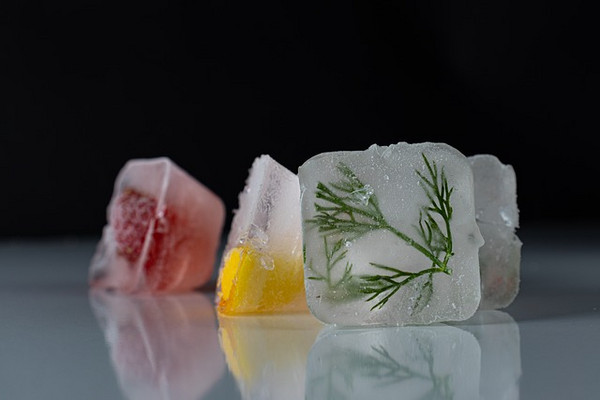 商用小型制冰机：餐饮场所的制冰利器