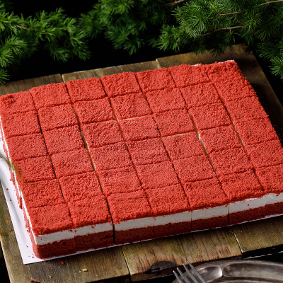 小方切块蛋糕