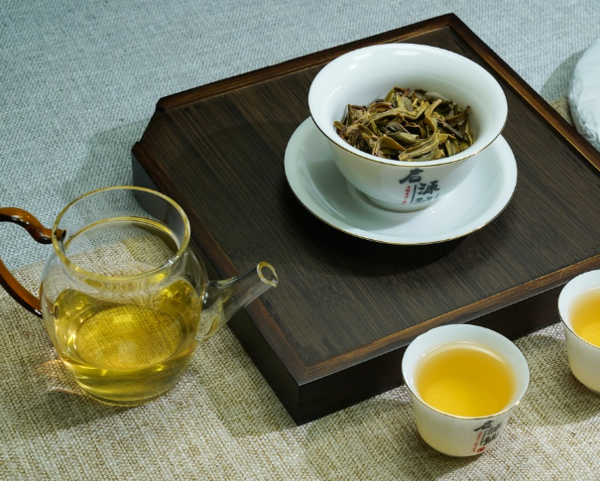 兰香绿茶：清新雅致的茶香之旅