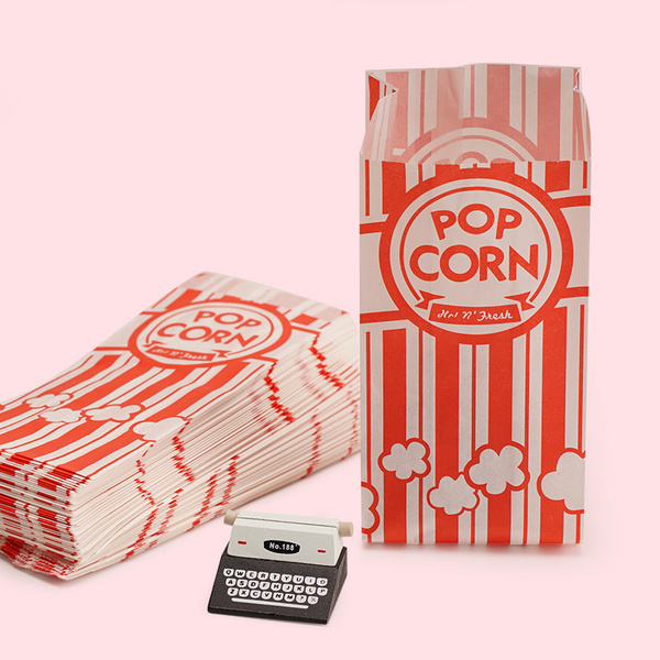 现货批发一次性爆米花纸袋加厚防油淋膜牛皮纸袋食品包装袋方底袋