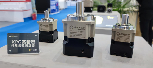 高精密行星减速机