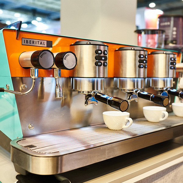 IBERITAL 意式咖啡机 VISTA 三头（黑/白/彩色）