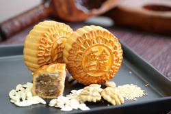 伍仁金腿月餅