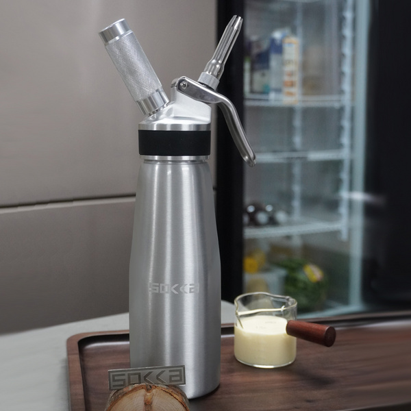 奶油发泡器铝制