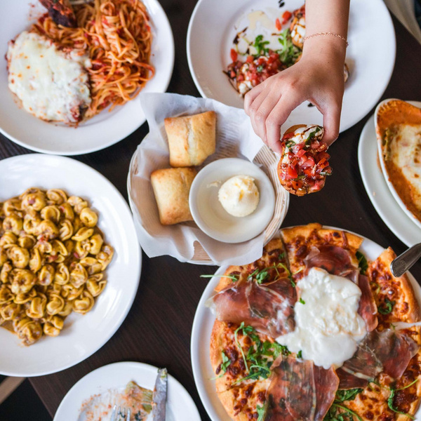 Tuxton德士敦白瓷餐盘系列