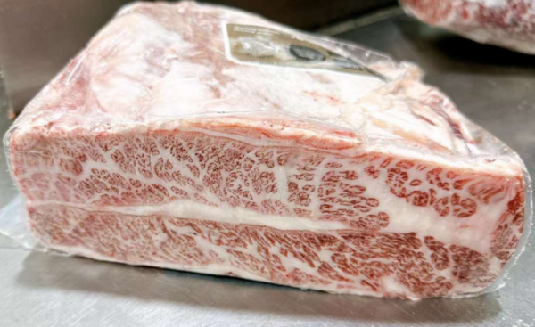 澳洲203廠金鳳凰純種和牛M9+ 牛短肋肉（牛小排）