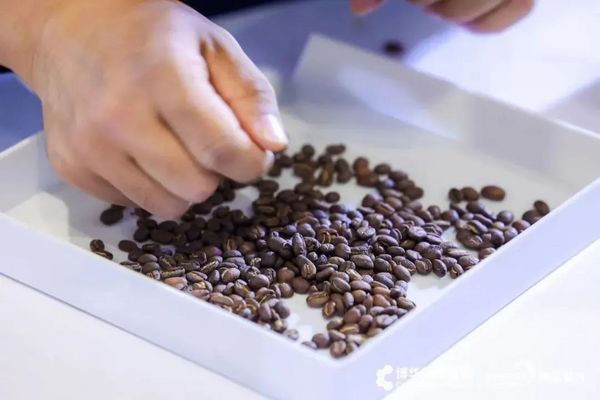叮~3月份的这场咖啡盛宴，向你发送一份邀请函！