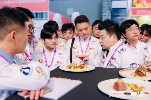 超强裁判阵容，多元比赛项目，2025Hotelex中餐厨艺大赛火热报名中，等你来战！