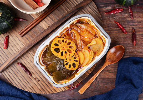 方便食品生产基地如何选址？关键因素与潜在挑战解析