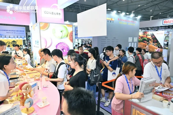 外卖“三国杀”下的订单暴增 餐饮企业如何应对？