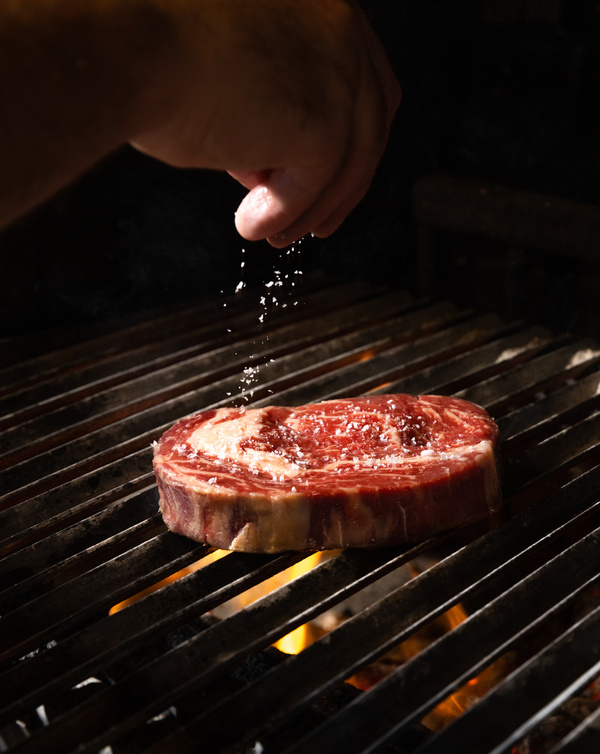 澳洲517工厂谷饲200天纯血安格斯麦黑牛系列产品